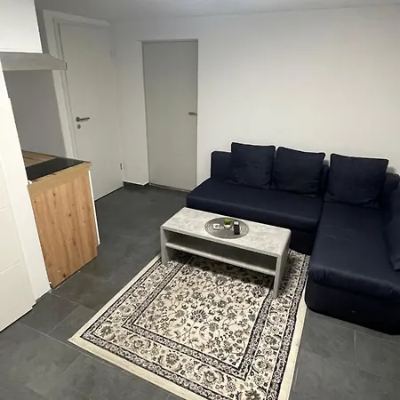 Lägenhet Handwerkerwohnung Kg Sutterain *