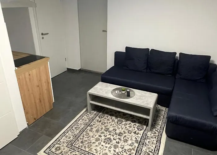 Διαμέρισμα Handwerkerwohnung Kg Sutterain *